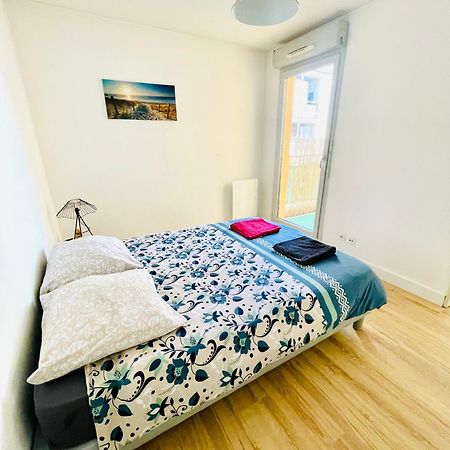 Appartement Avec Place De Parking Et Piscine Villefranche-sur-Saône Zewnętrze zdjęcie
